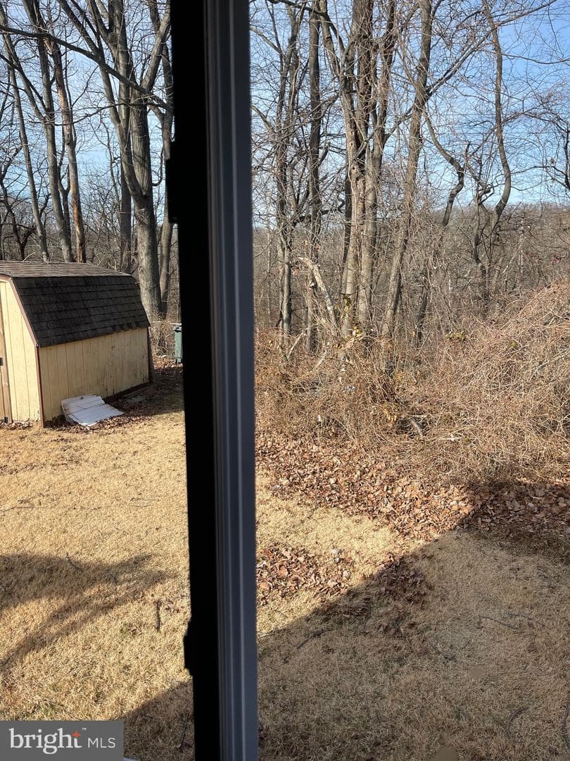 3598 Iris Avenue photo 11