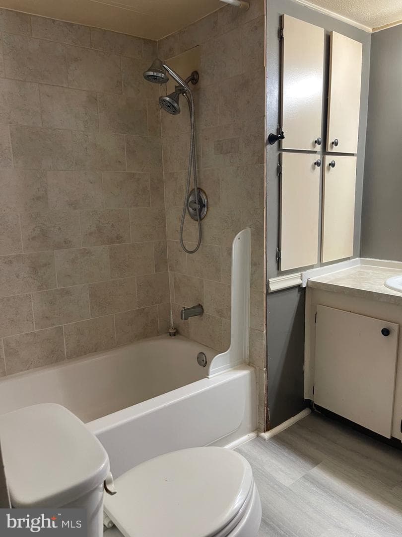 3598 Iris Avenue photo 13