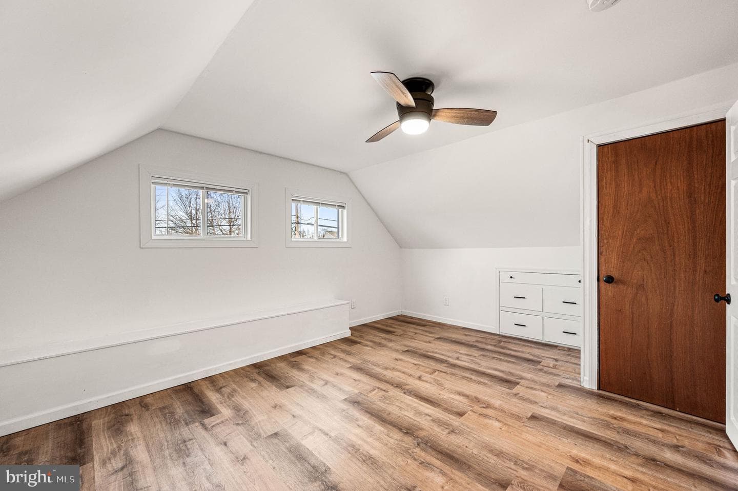 169 Forsythia Drive N photo 19