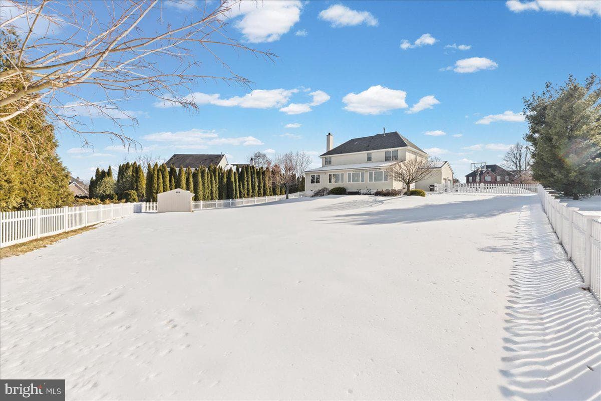 131 Nottingham Drive photo 46