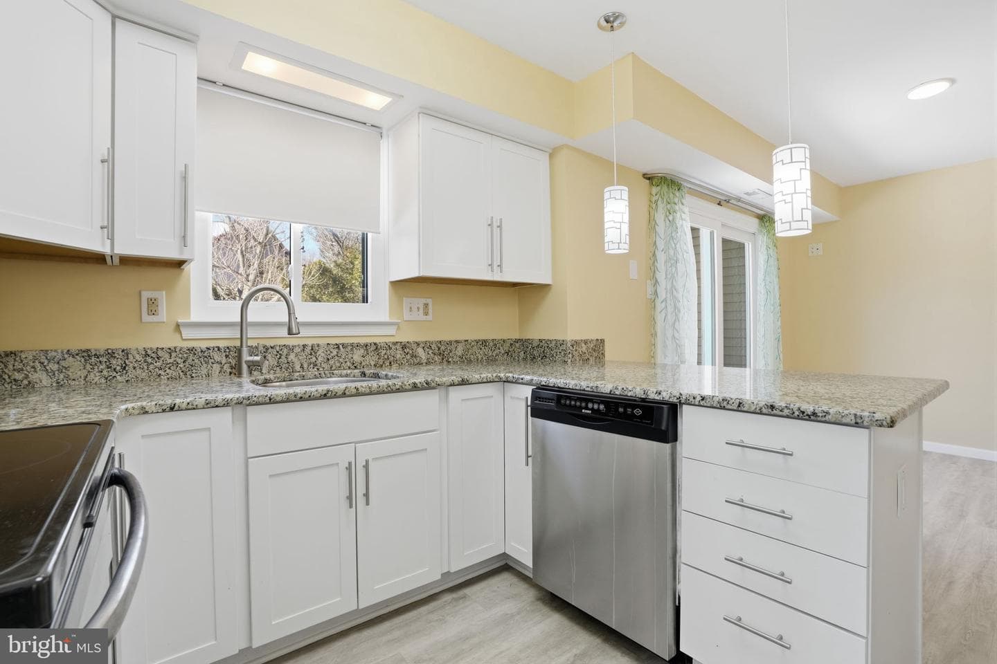 710 Trowbridge Drive photo 8