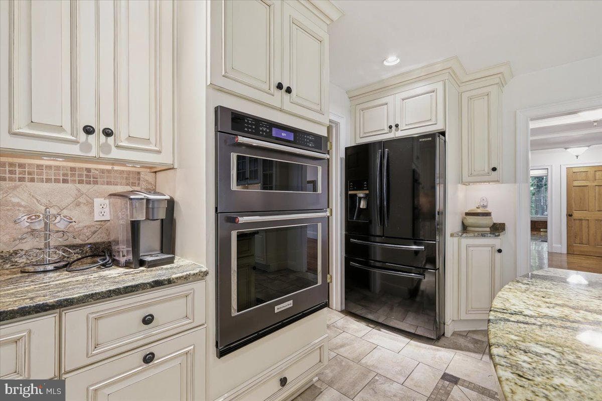 7044 Ely Road photo 14