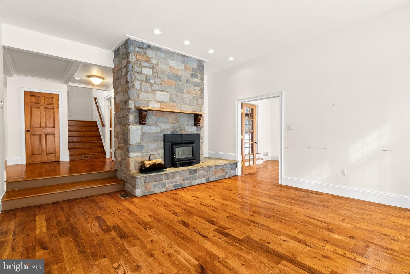 7044 Ely Road photo 26