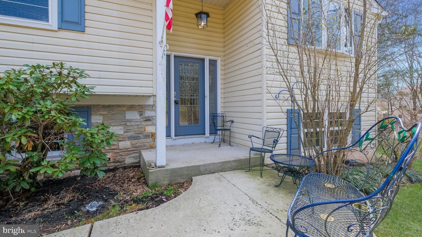 791 Griffiths Road photo 4