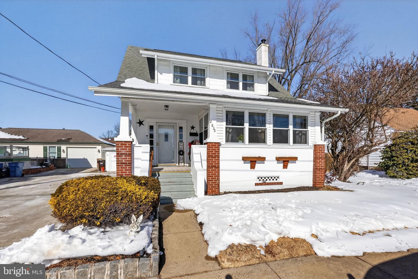 2832 Finley Avenue photo 2