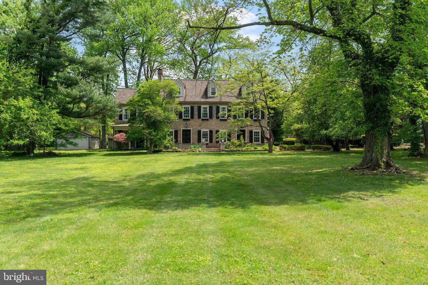 209 N Bellevue Ave photo 3
