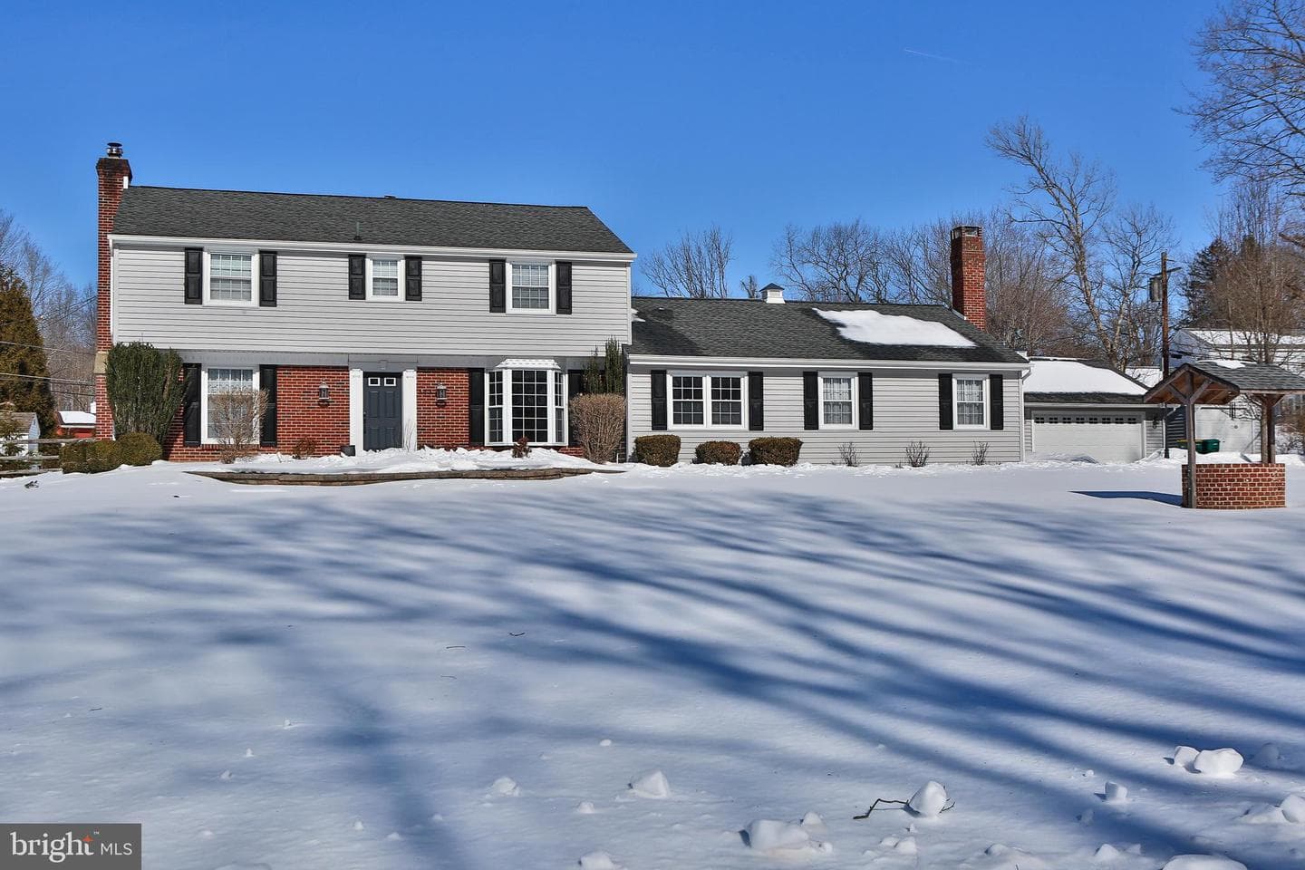 543 Green Valley Road photo 2
