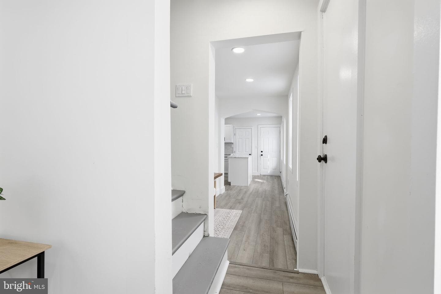 509 Pond Street photo 7