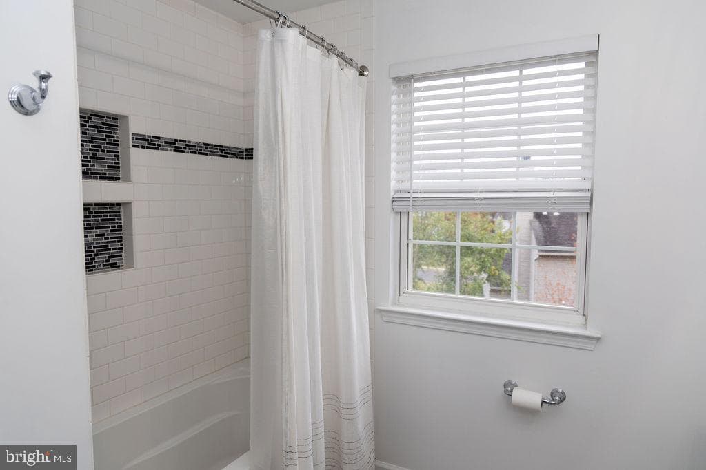 814 Sydni Court photo 56