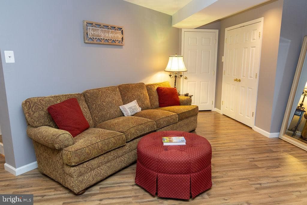 814 Sydni Court photo 70