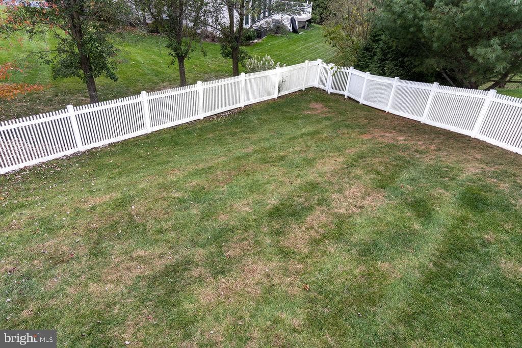 814 Sydni Court photo 87