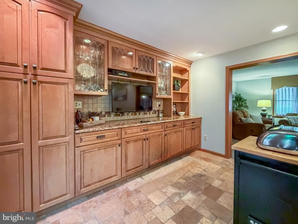 336 Fox Hollow Drive photo 11