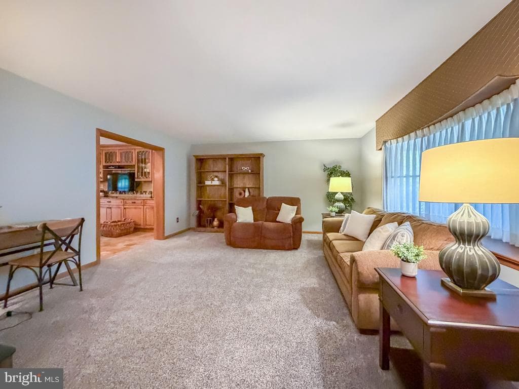 336 Fox Hollow Drive photo 5