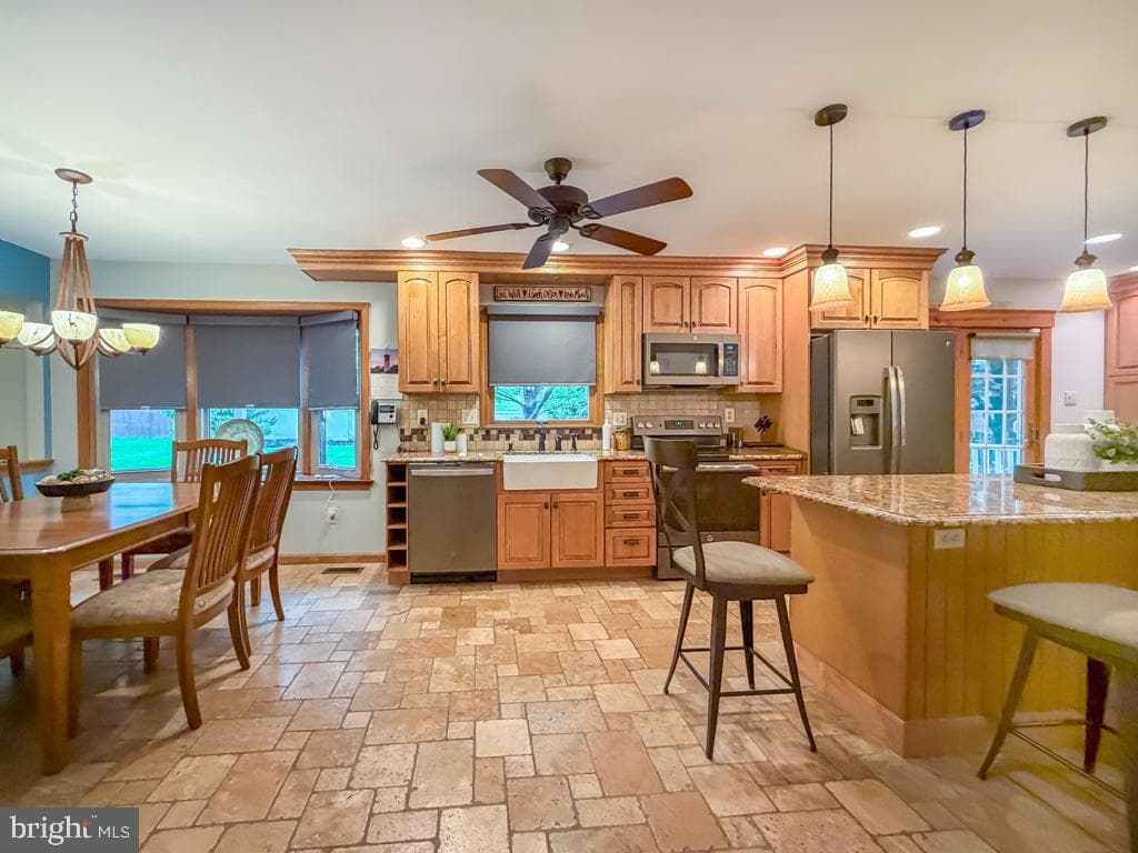 336 Fox Hollow Drive photo 9