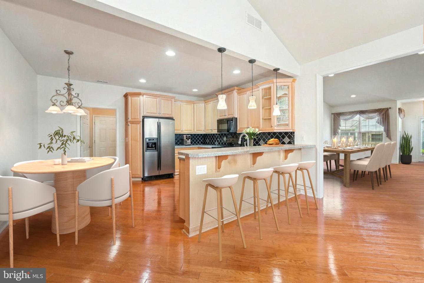 64 Villa Drive photo 11