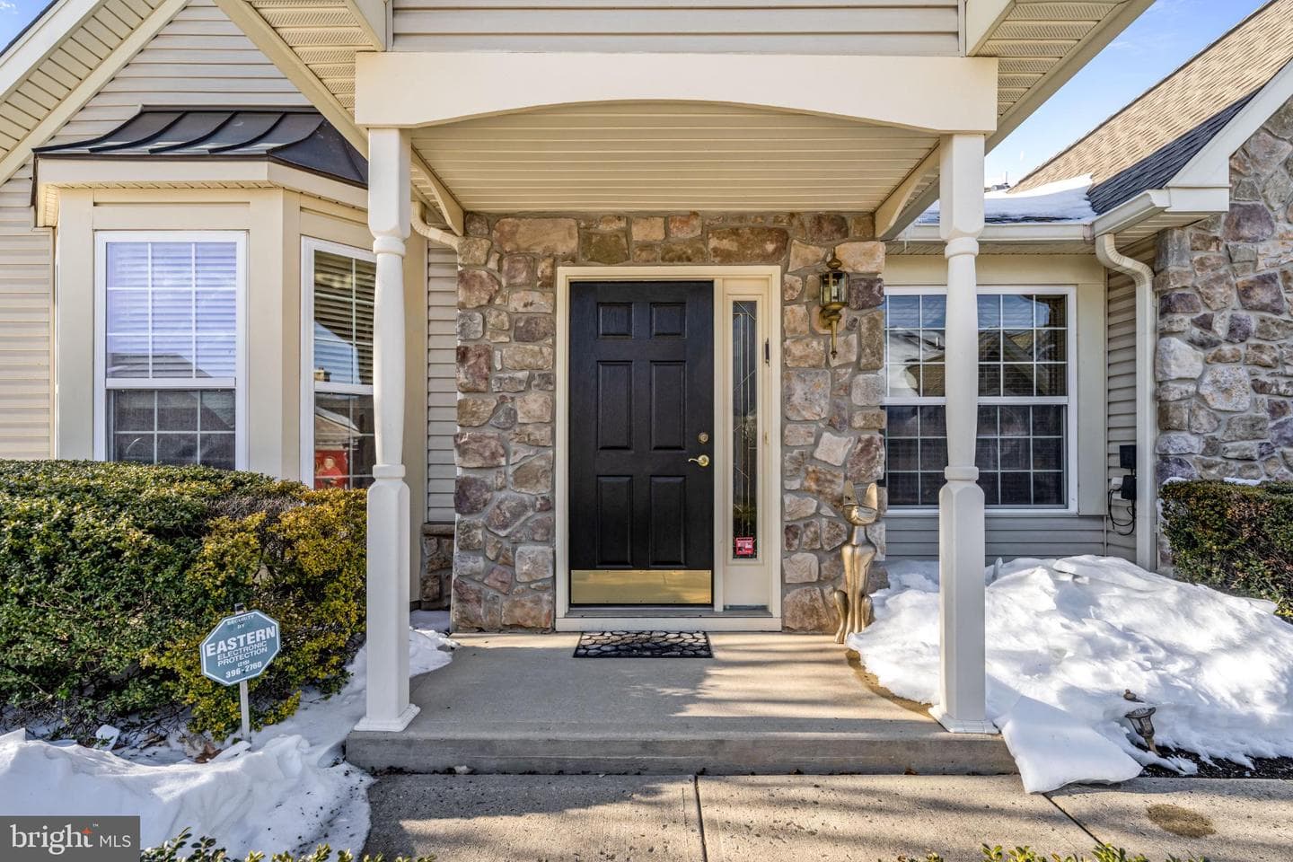 64 Villa Drive photo 23
