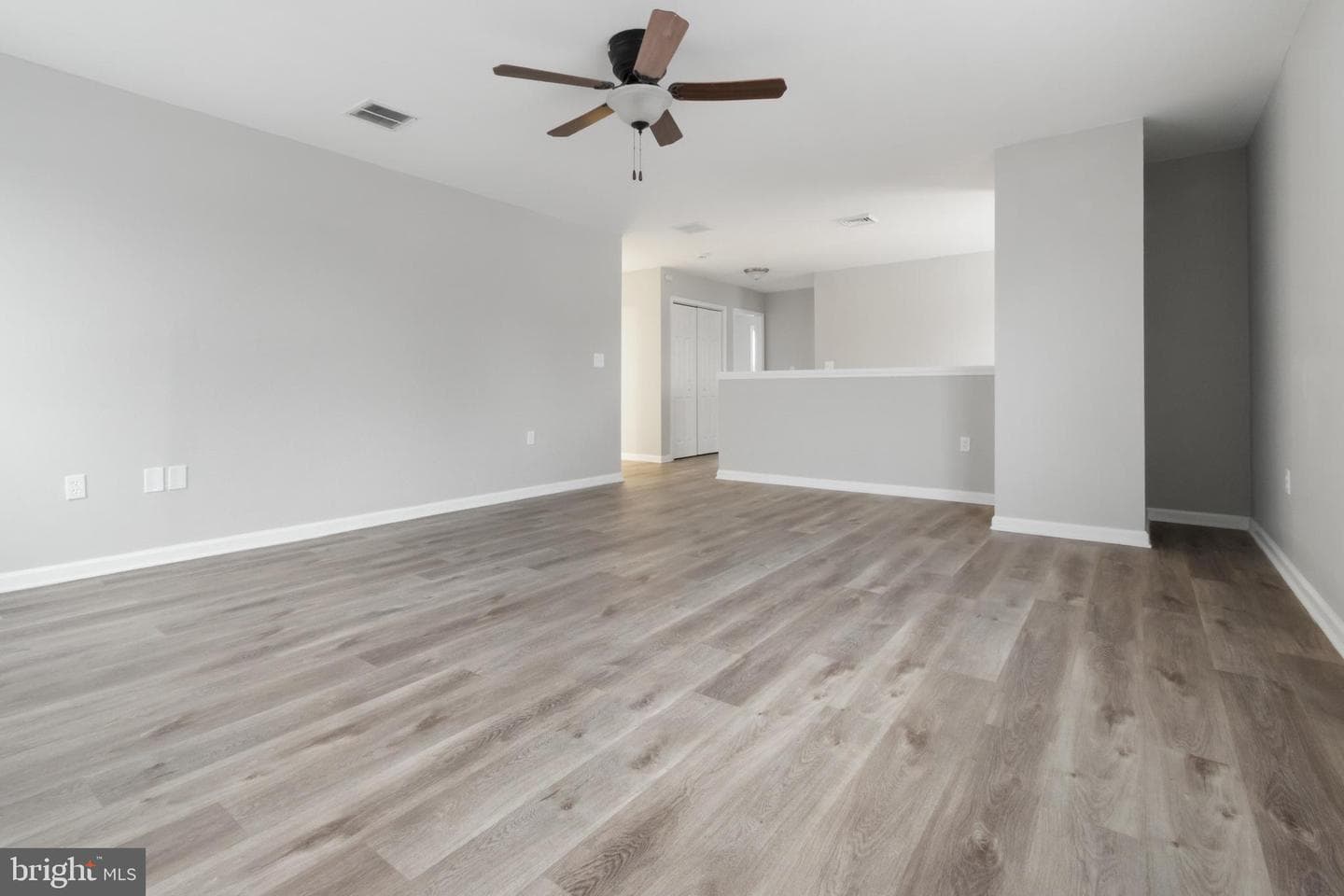 11 Carolina Avenue photo 29