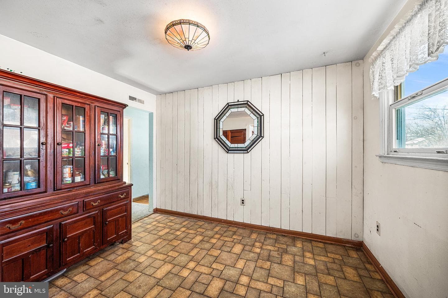 1103 Nancy Drive photo 6