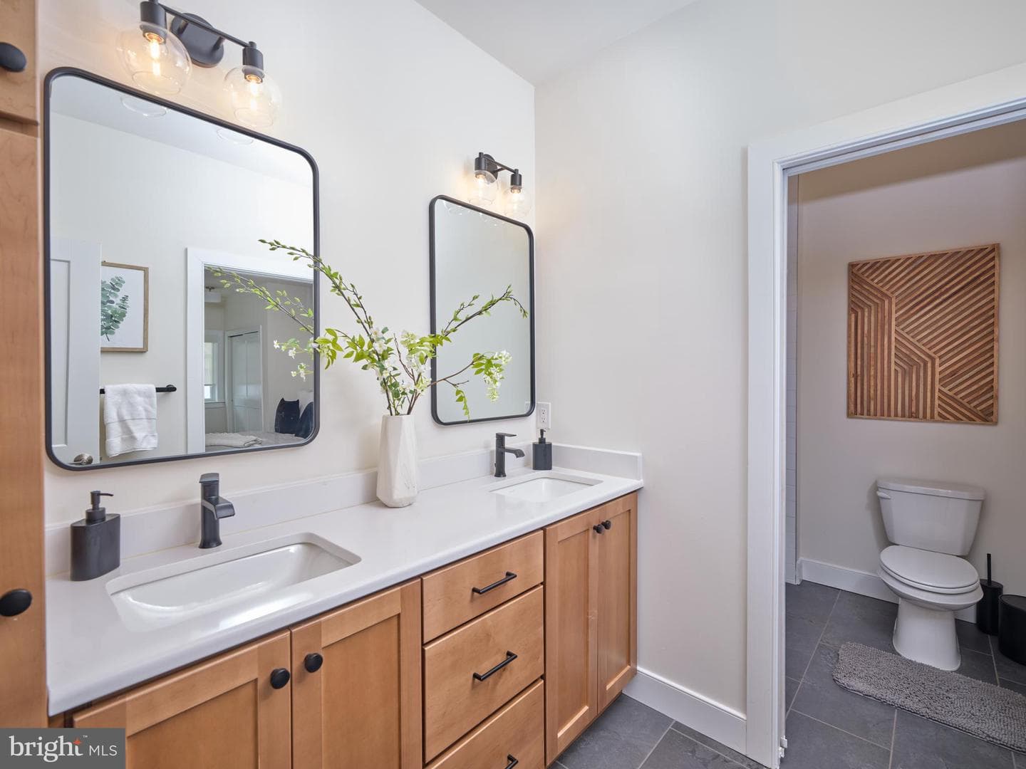 508 Carmela Way photo 23