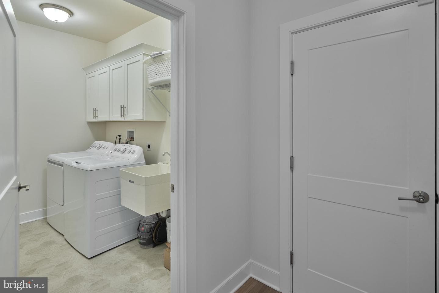 508 Carmela Way photo 26