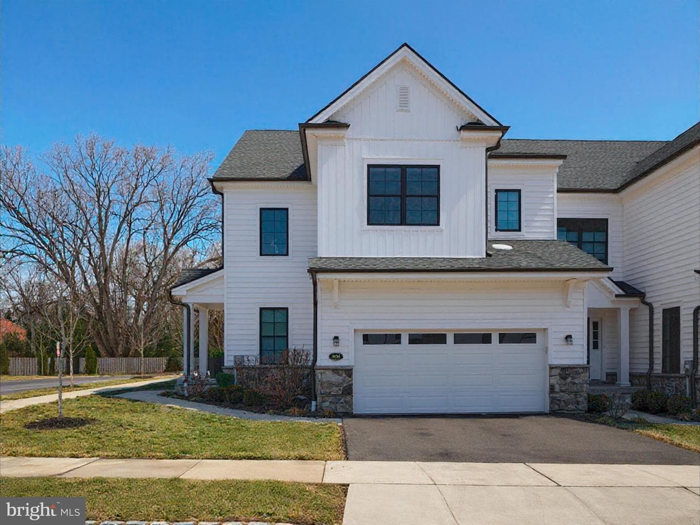 508 Carmela Way photo 3