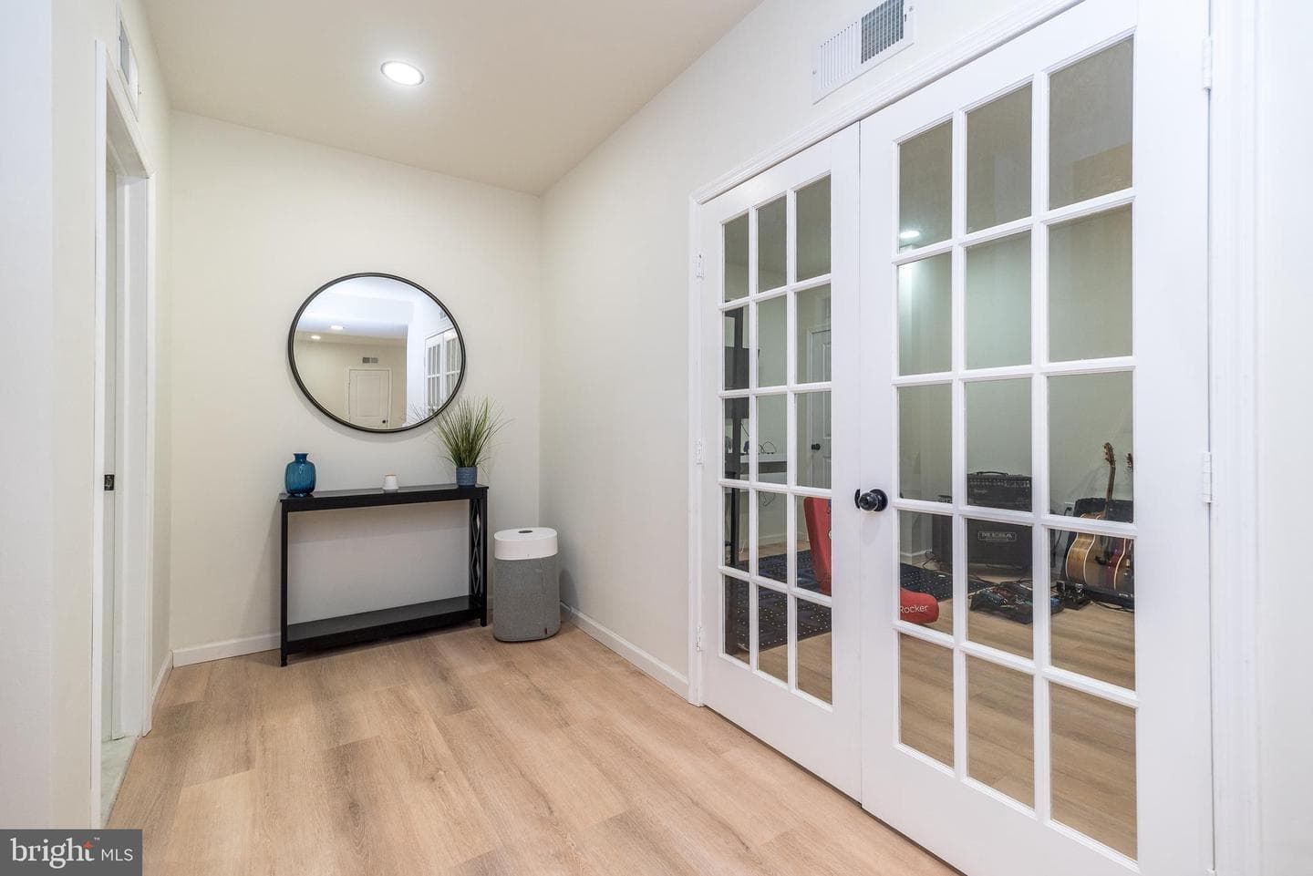 1033 Mariwill Drive photo 35