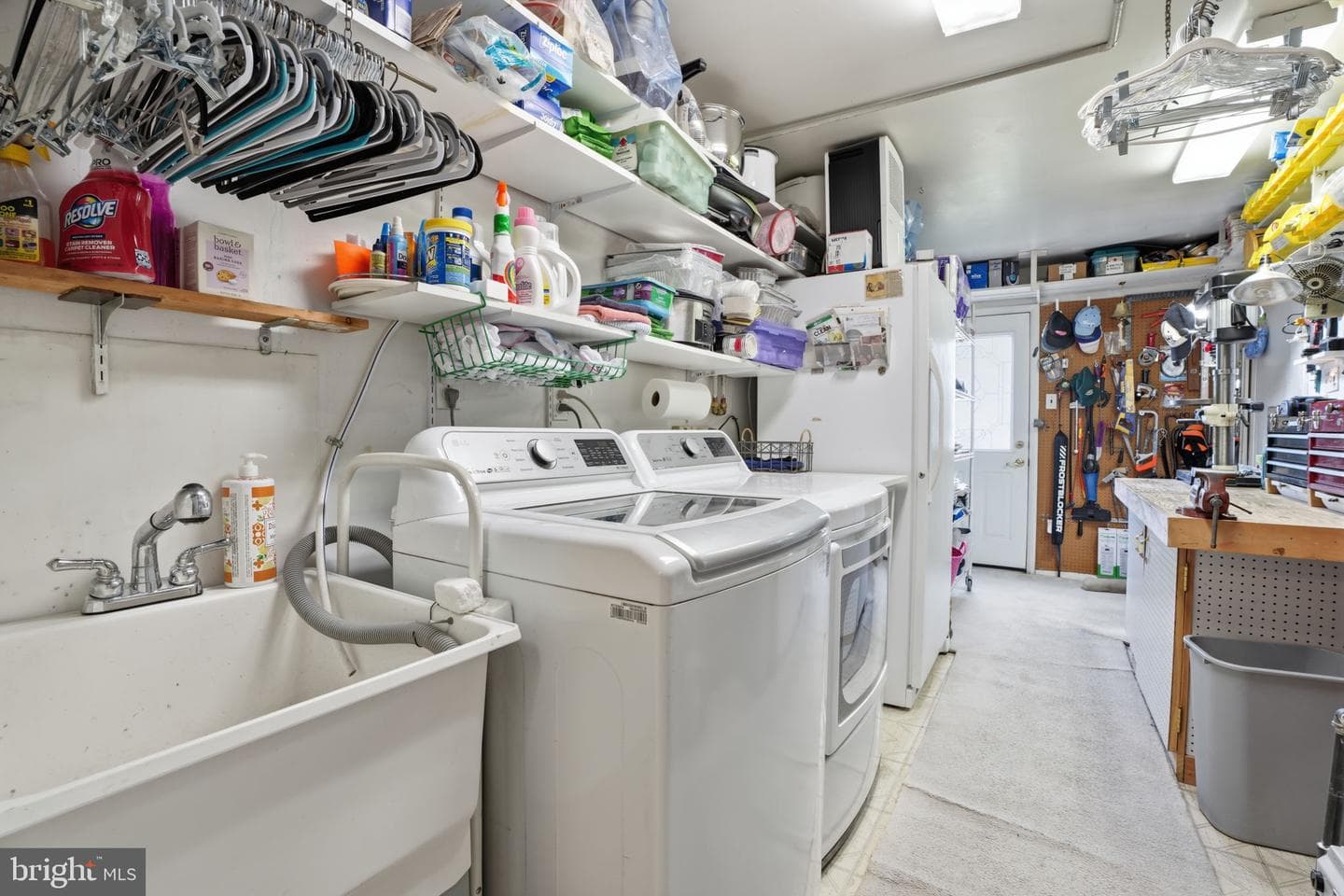 194 Gibson Avenue photo 28