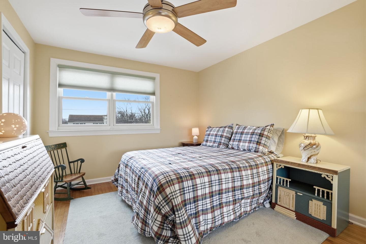 194 Gibson Avenue photo 33