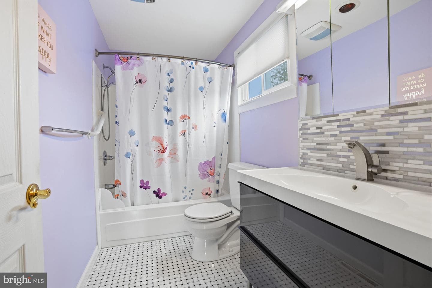 194 Gibson Avenue photo 35