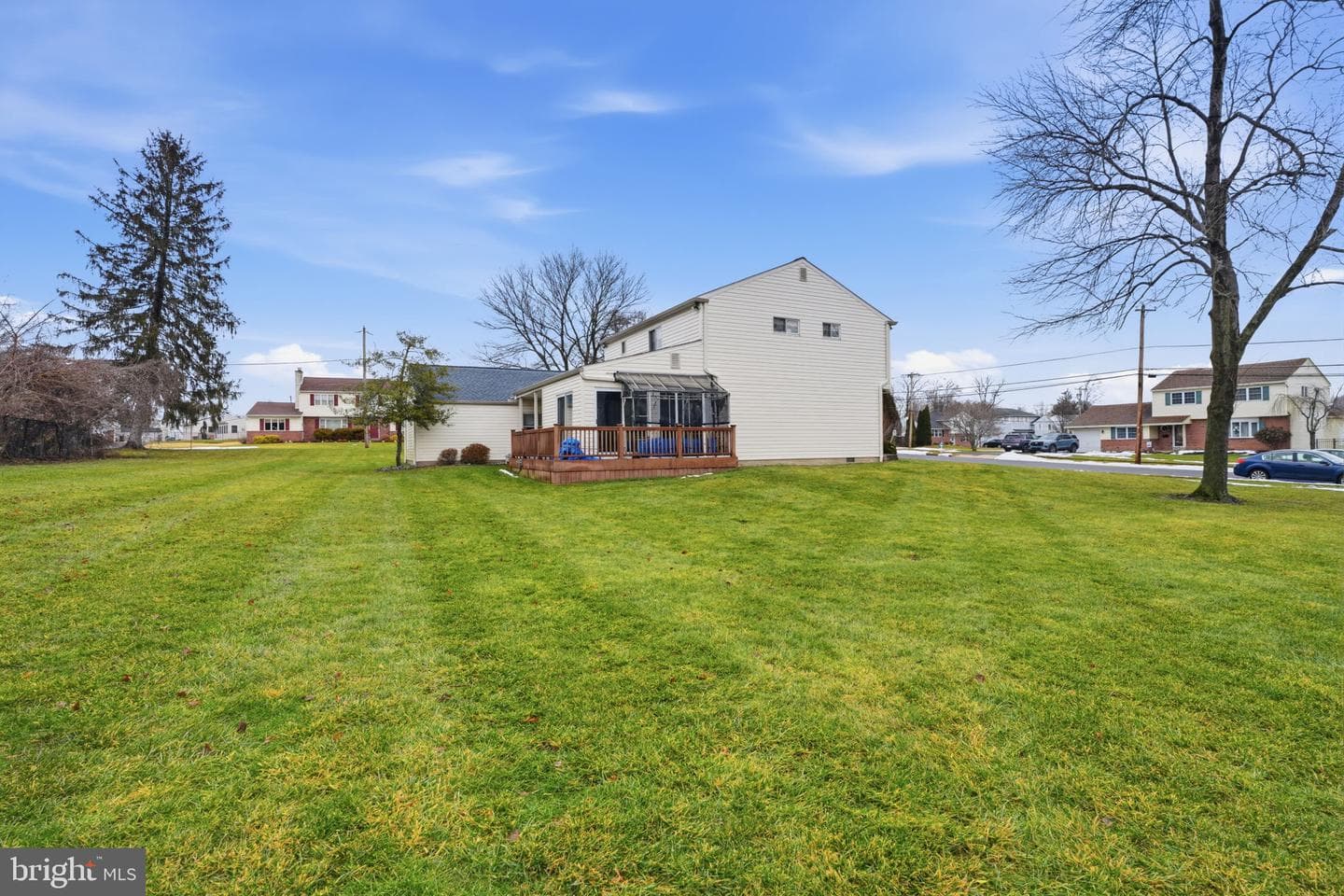 194 Gibson Avenue photo 7