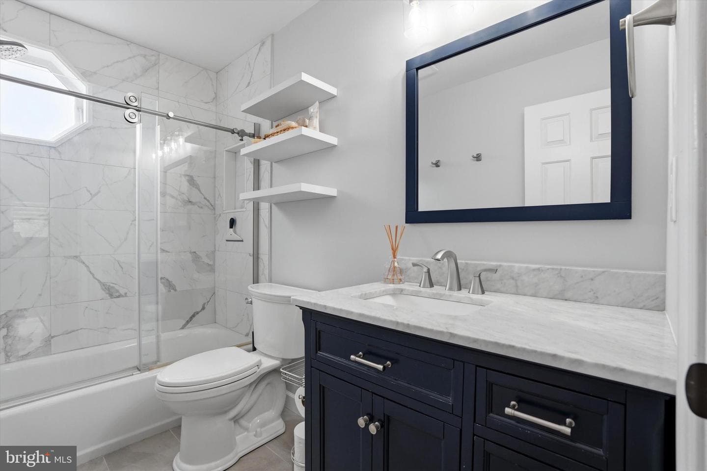2240 Cloverly Circle photo 27
