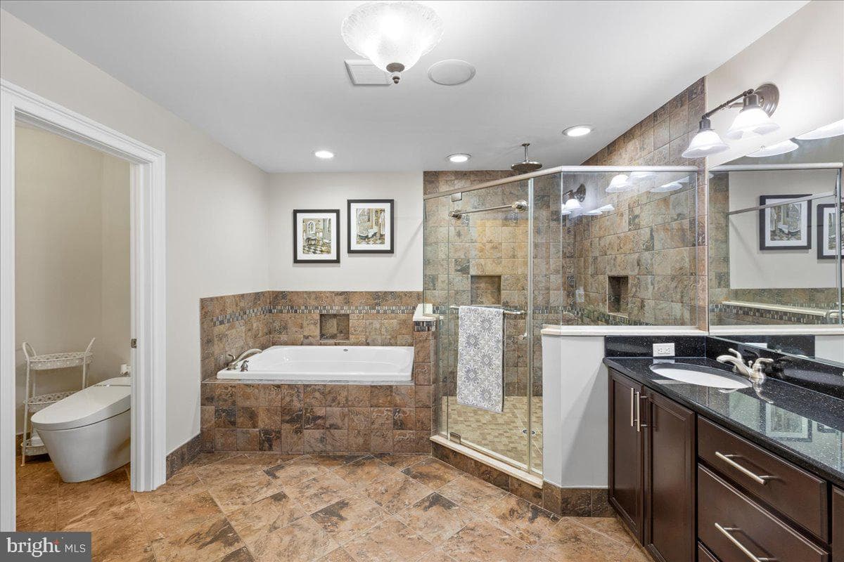 311 Saint James Drive photo 36
