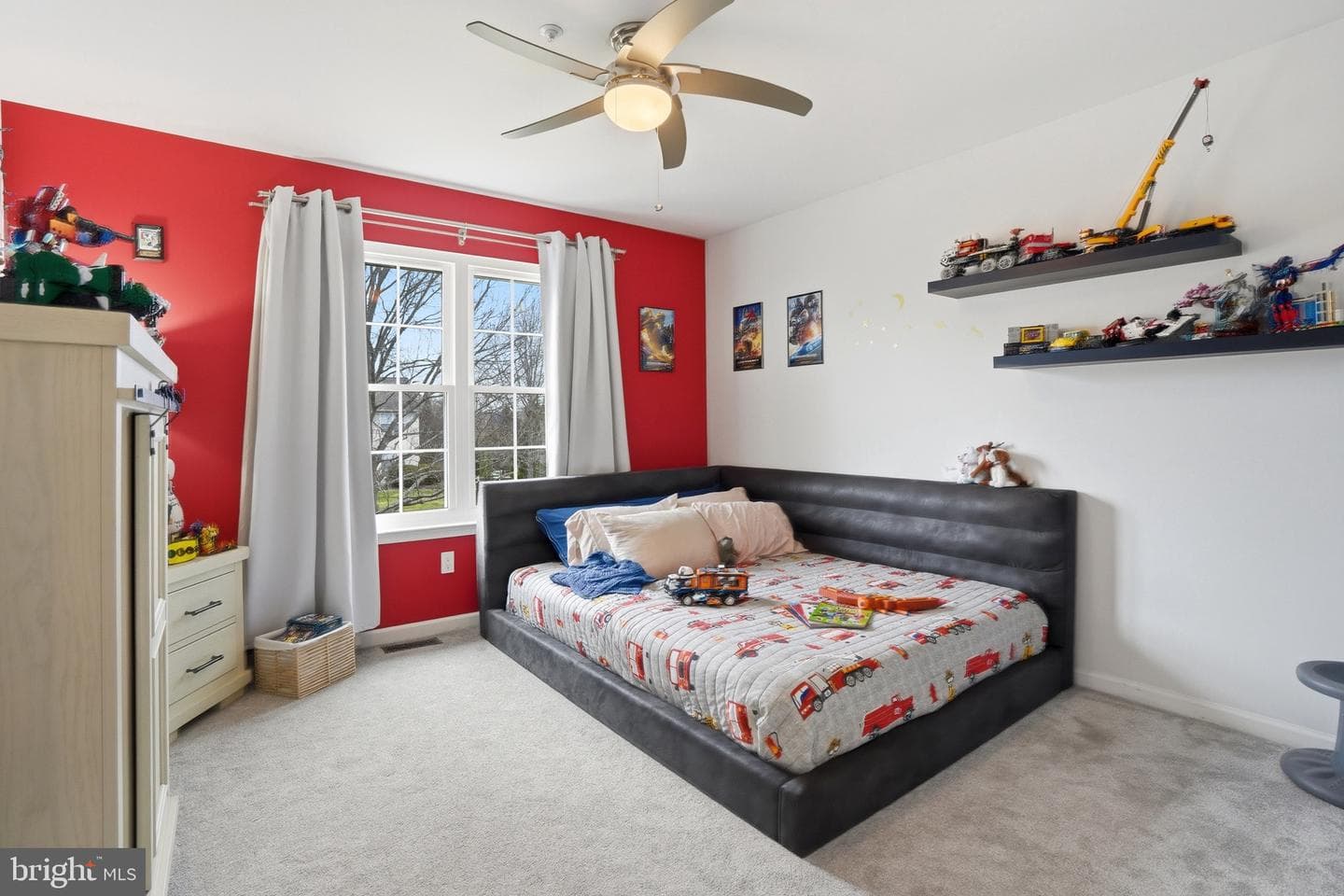 930 Red Coat Farm Drive photo 32