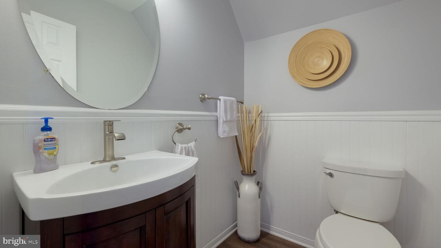 1831 Bunkerhill Road photo 13