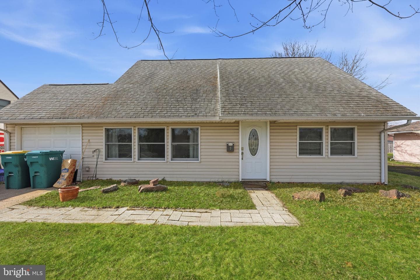 9 Harmony Road photo 5