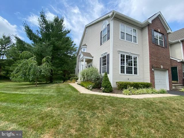104 Dispatch Drive photo 2