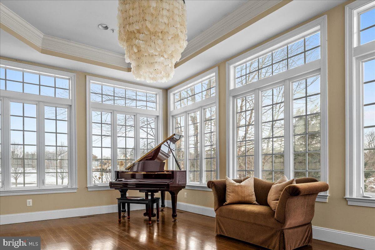 132 Parsons Lane photo 8
