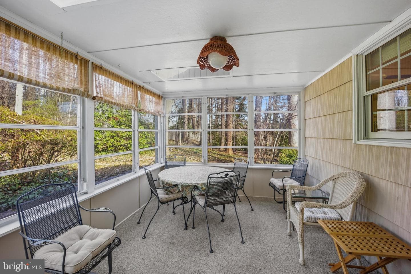 105 Vernon Lane photo 15