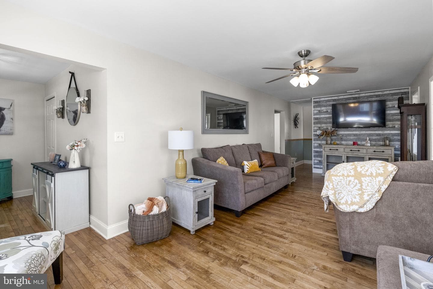 400 Clymer Avenue photo 9