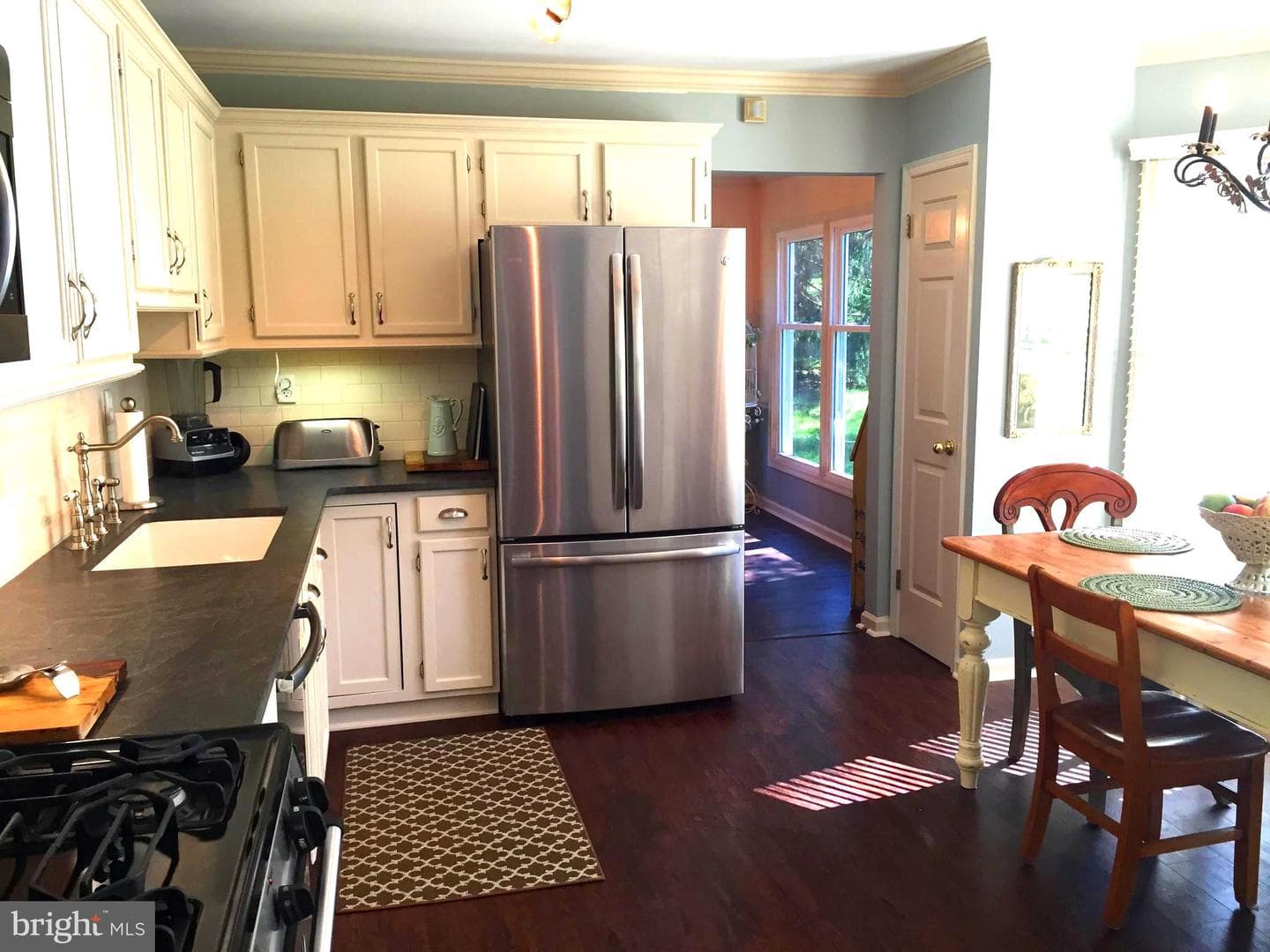 17 Randolph Court photo 8
