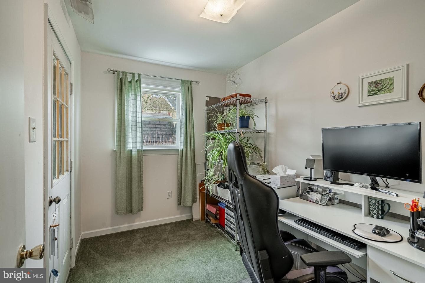 224 Yardley Court photo 11