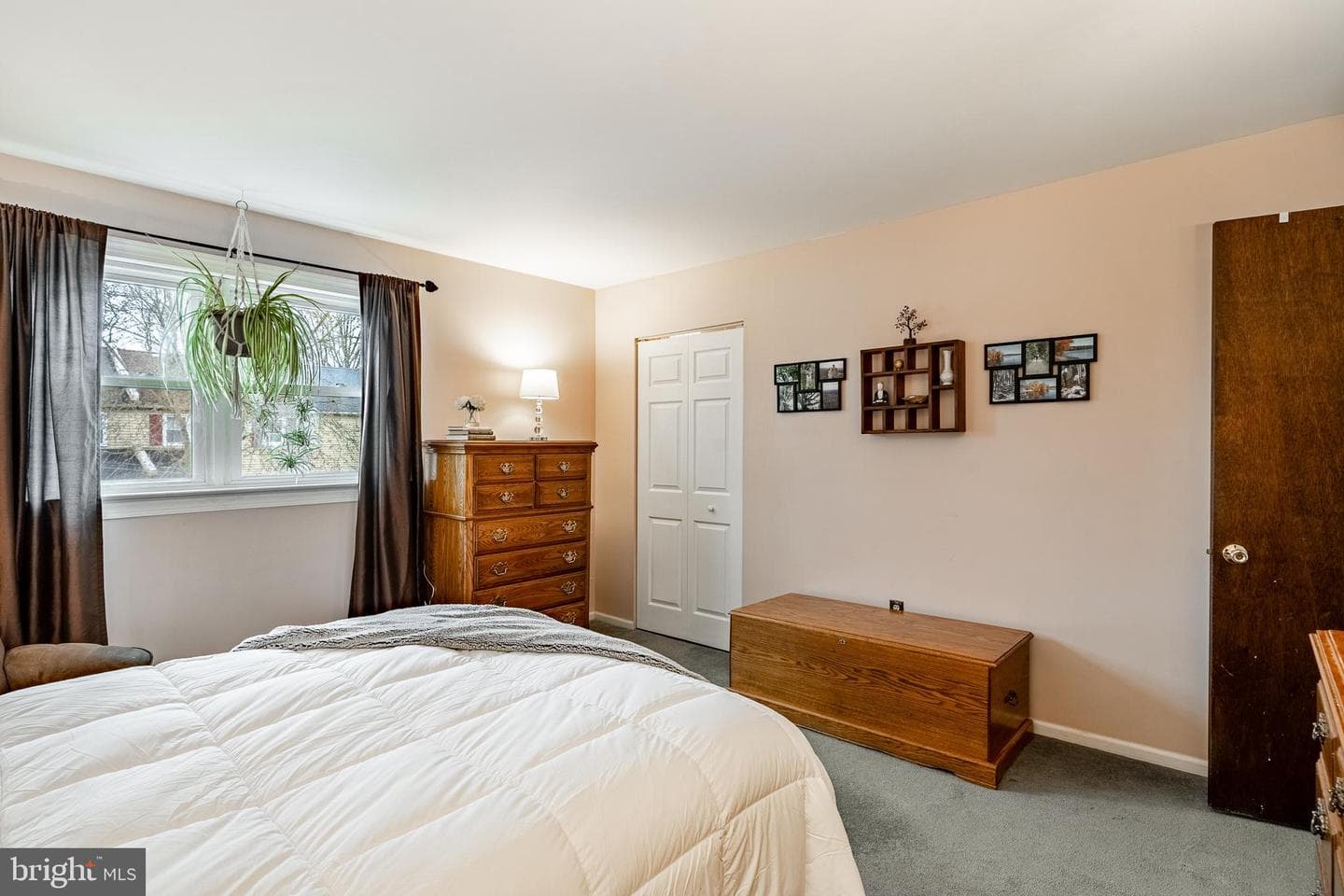 224 Yardley Court photo 23