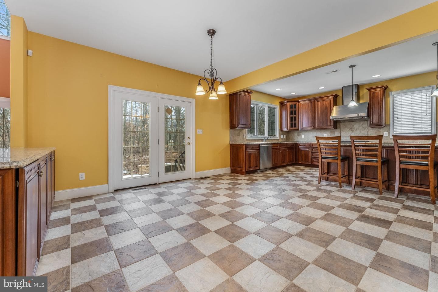 4203 Greenspire Lane photo 9