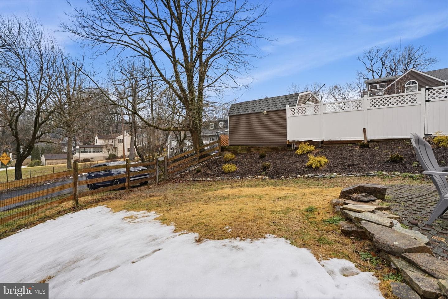975 Woodvale Avenue photo 45
