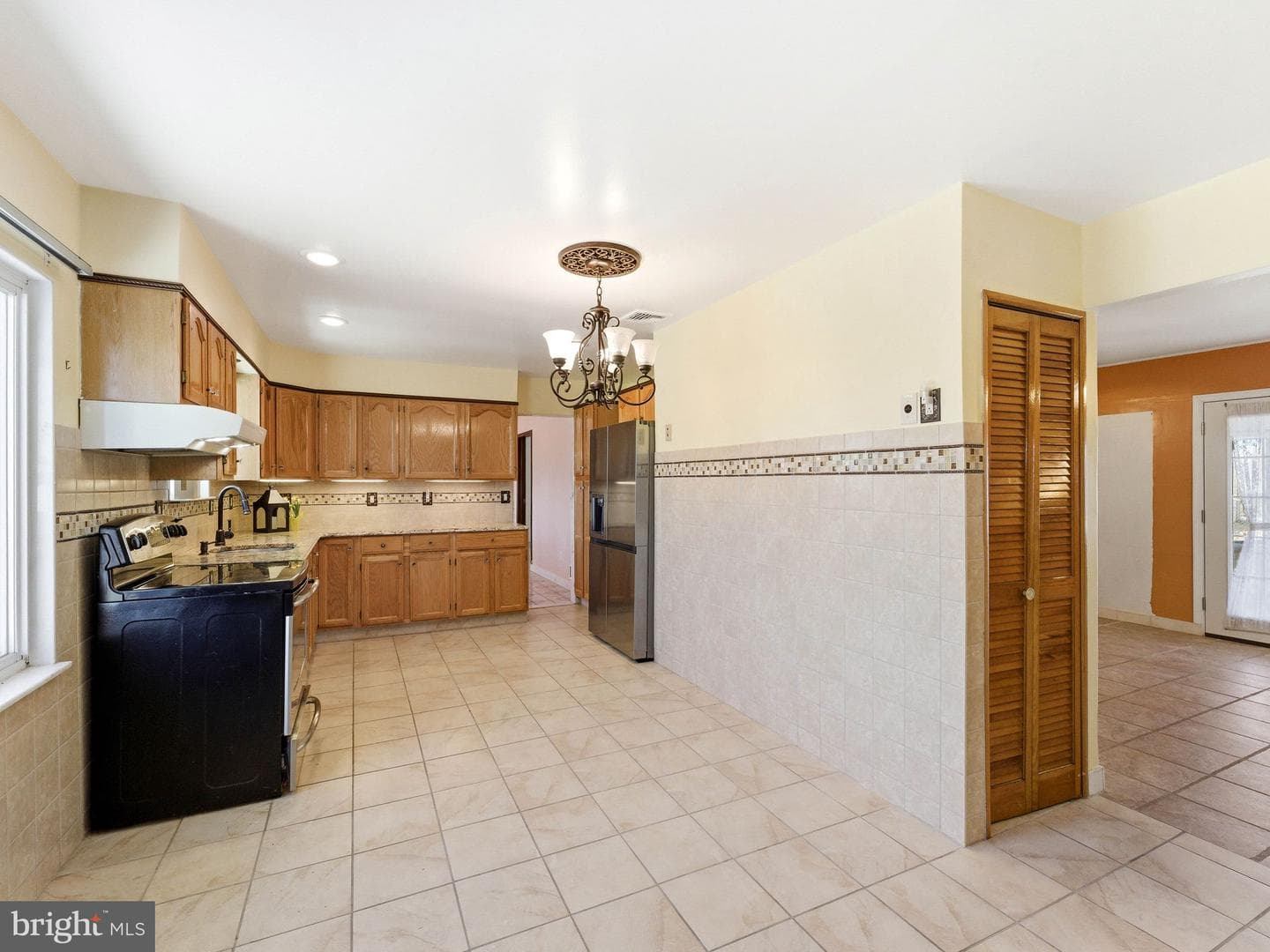 77 Gaping Rock Road photo 6