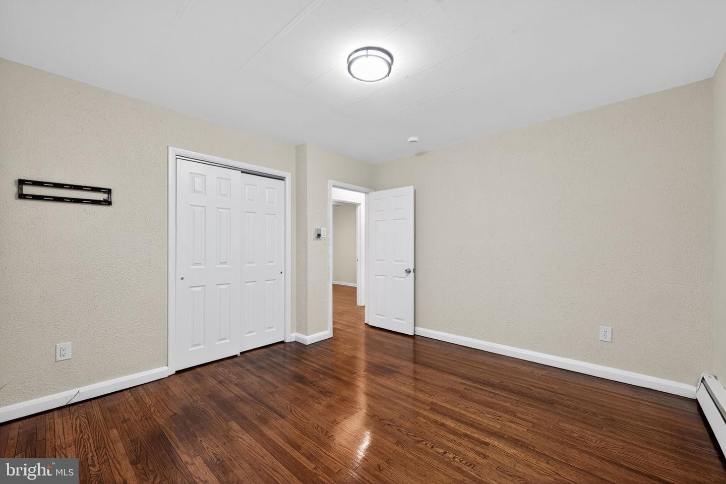 904 Arthur Avenue photo 17