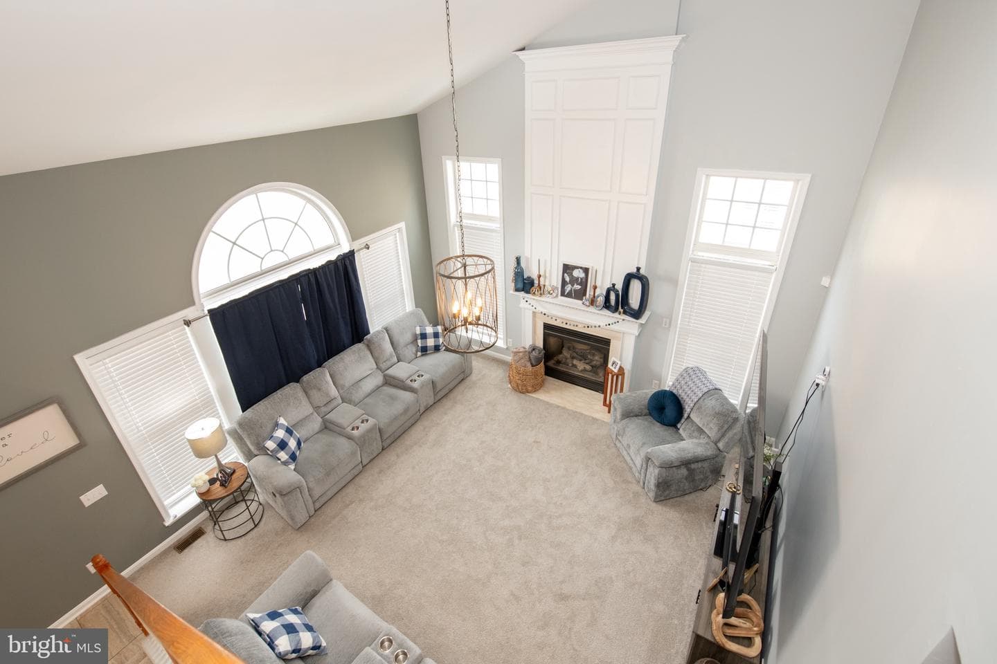 358 E Armstrong Drive photo 18