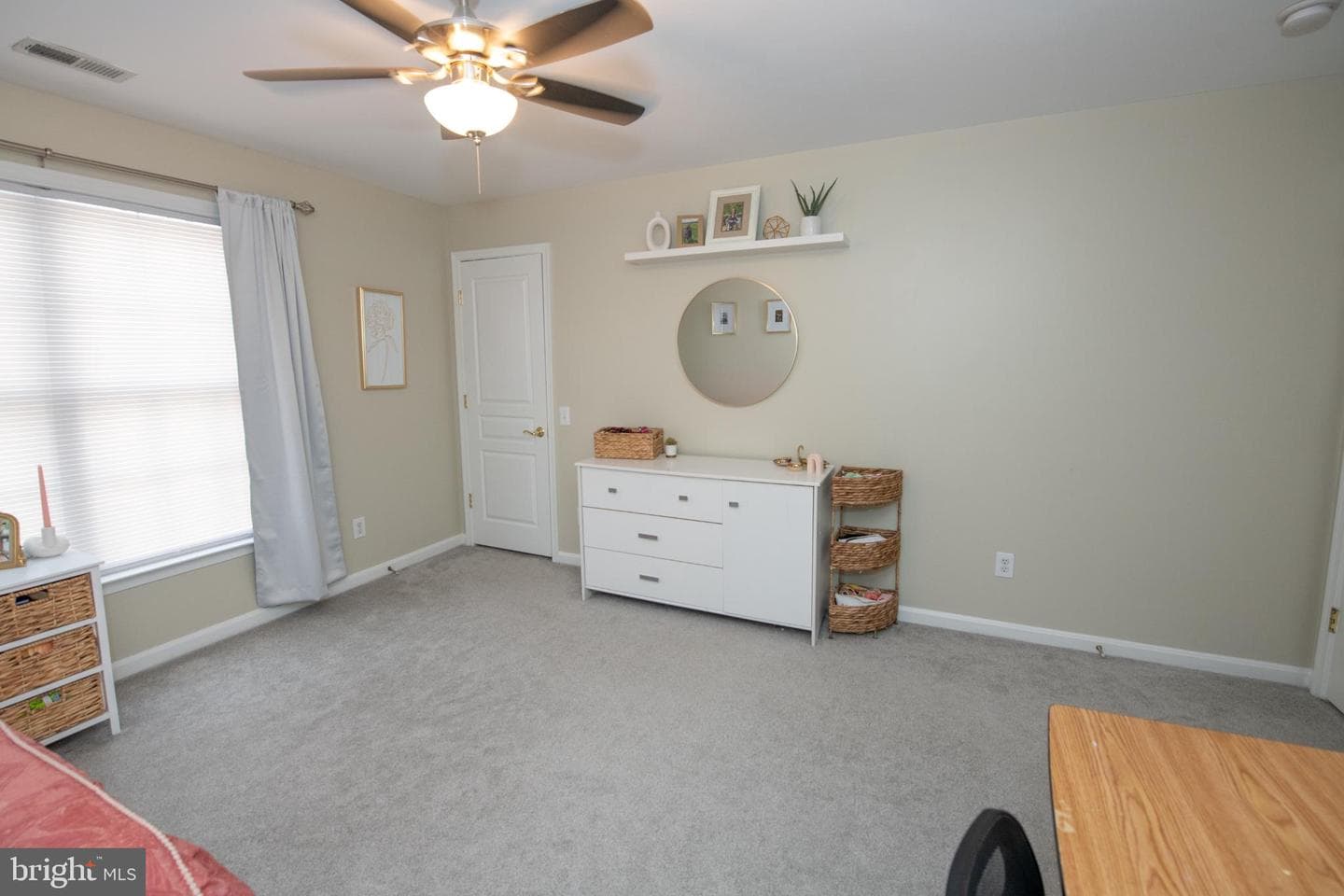 358 E Armstrong Drive photo 26