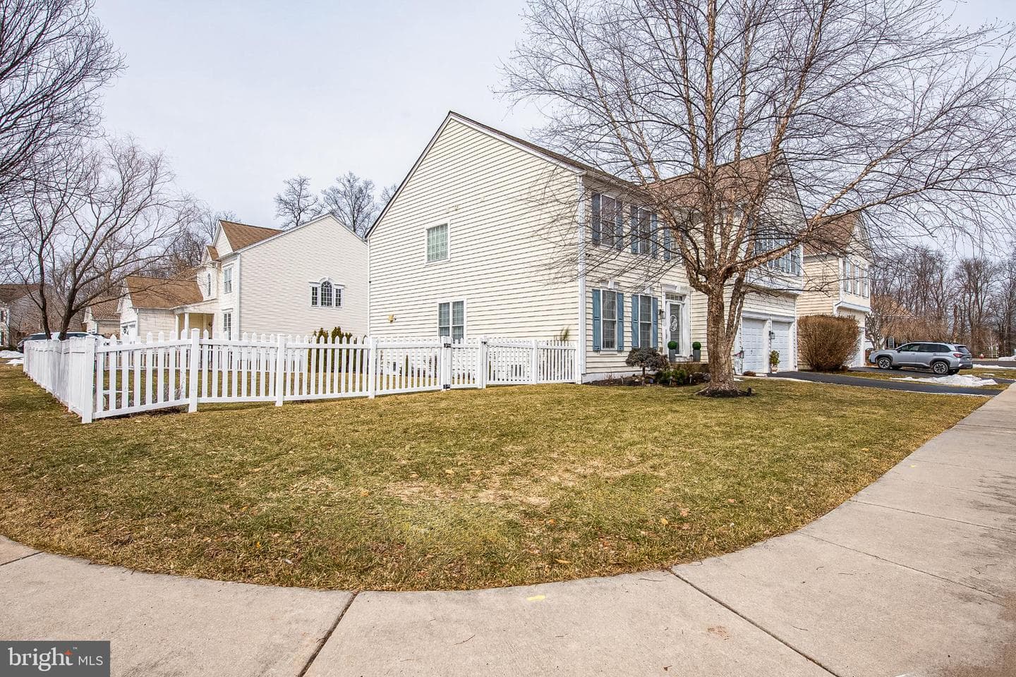 358 E Armstrong Drive photo 40
