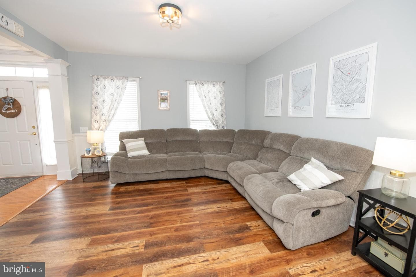 358 E Armstrong Drive photo 8